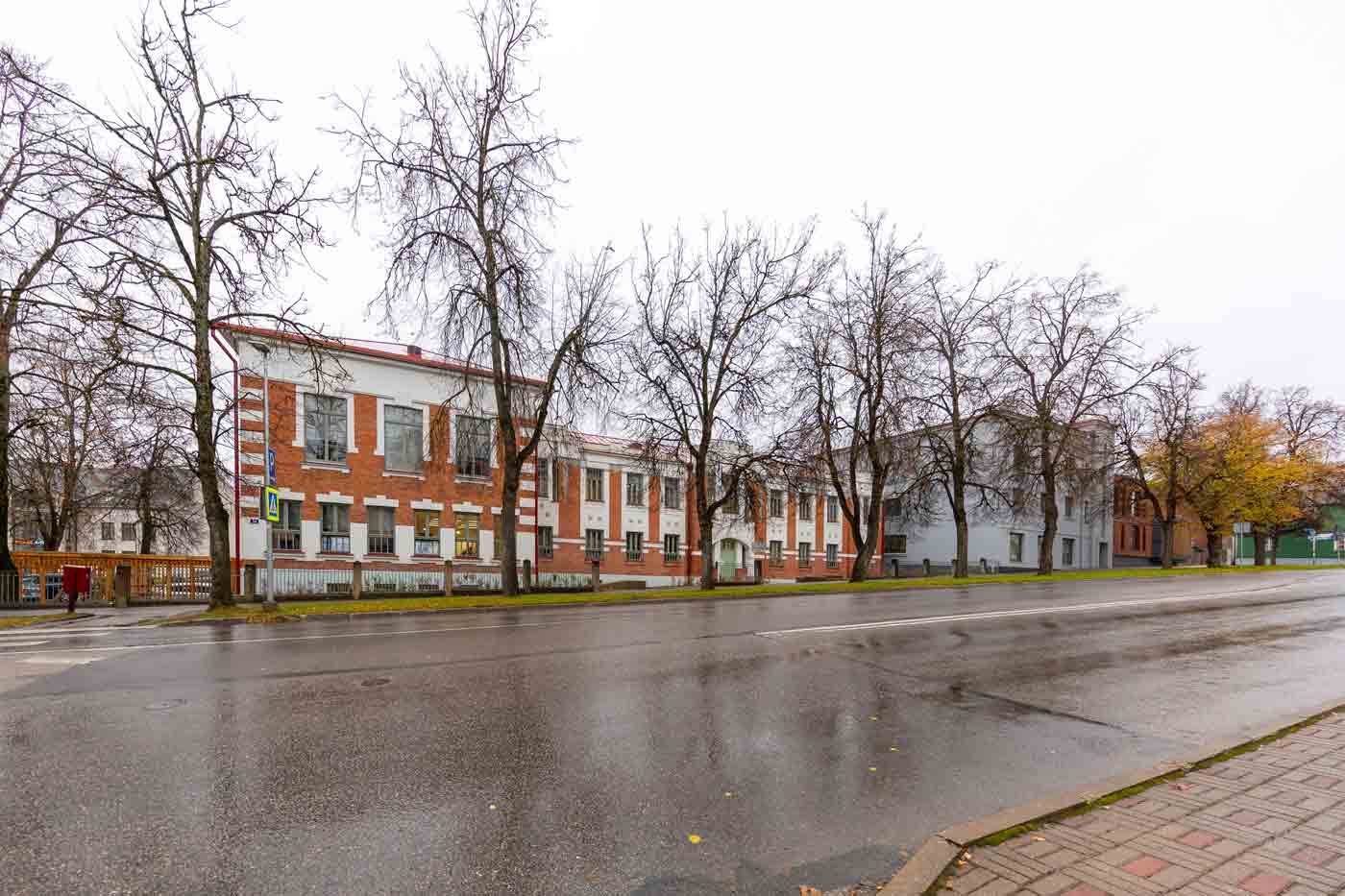 koulukompleksi